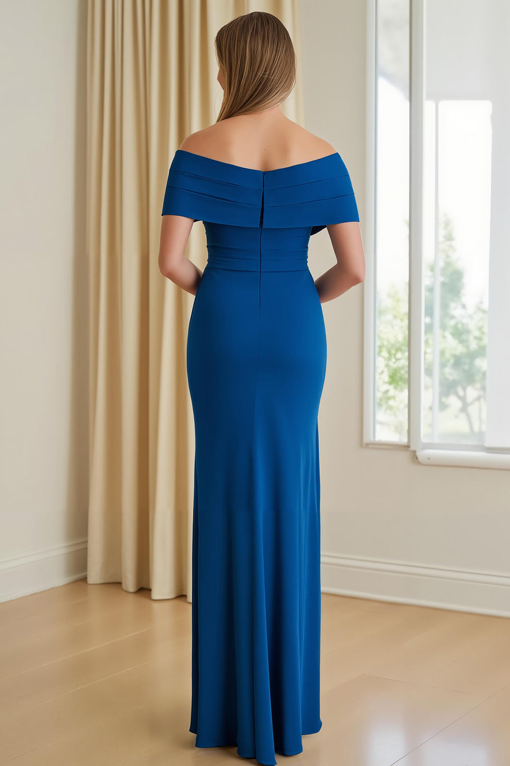 Mousseline de soie fourreau bleu dénudé de l’épaule longue mère de la mariée robe avec fente