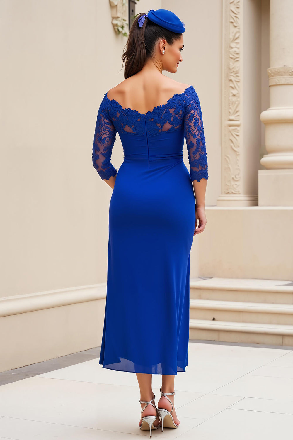 Bleu royal épaules dénudées 3/4 manches Robe de mère de la mariée avec dentelle