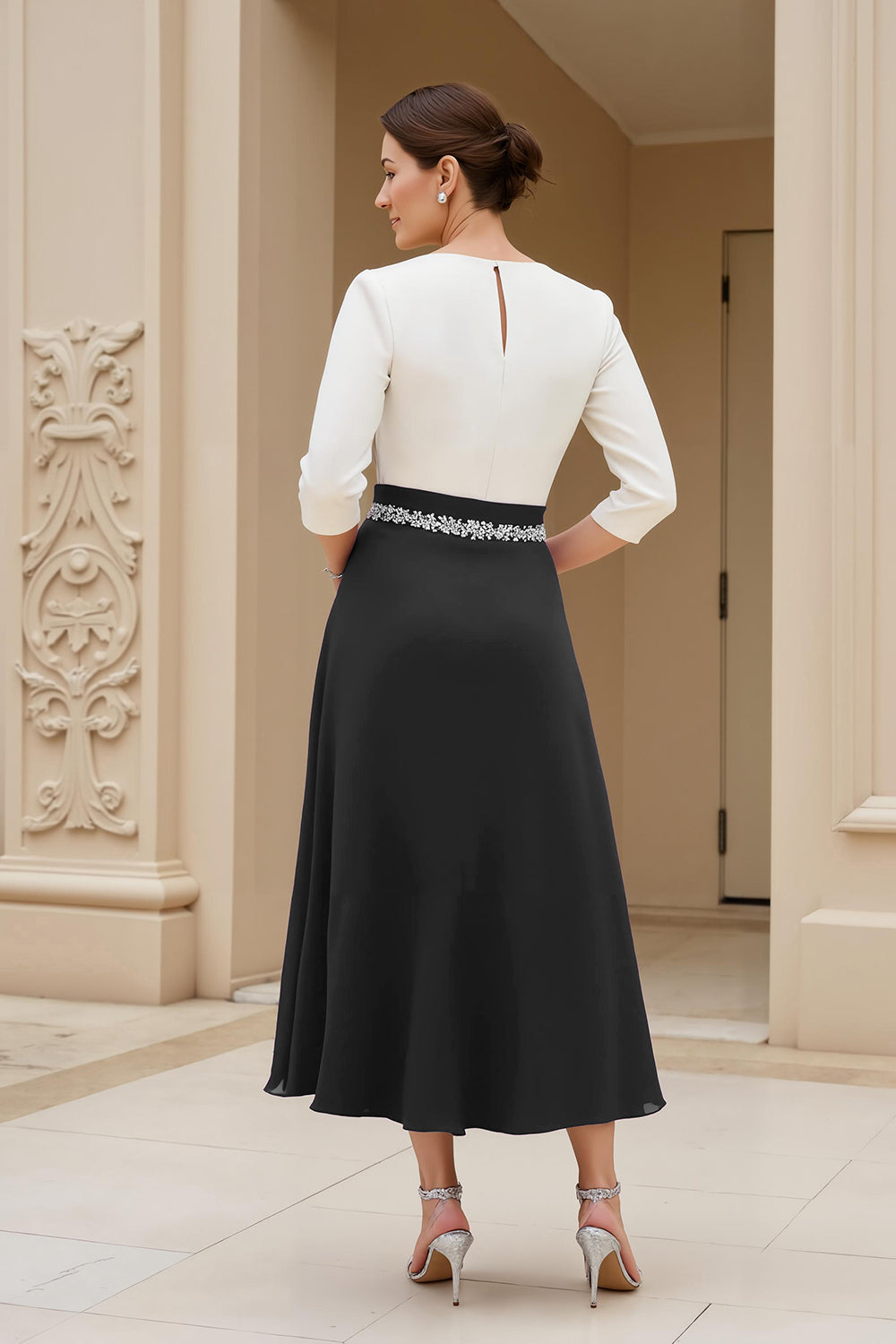 Noir et blanc A-ligne col bateau Robe mère de la mariée avec perles