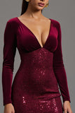 Robe longue formelle à paillettes fourreau bordeaux scintillante avec fente