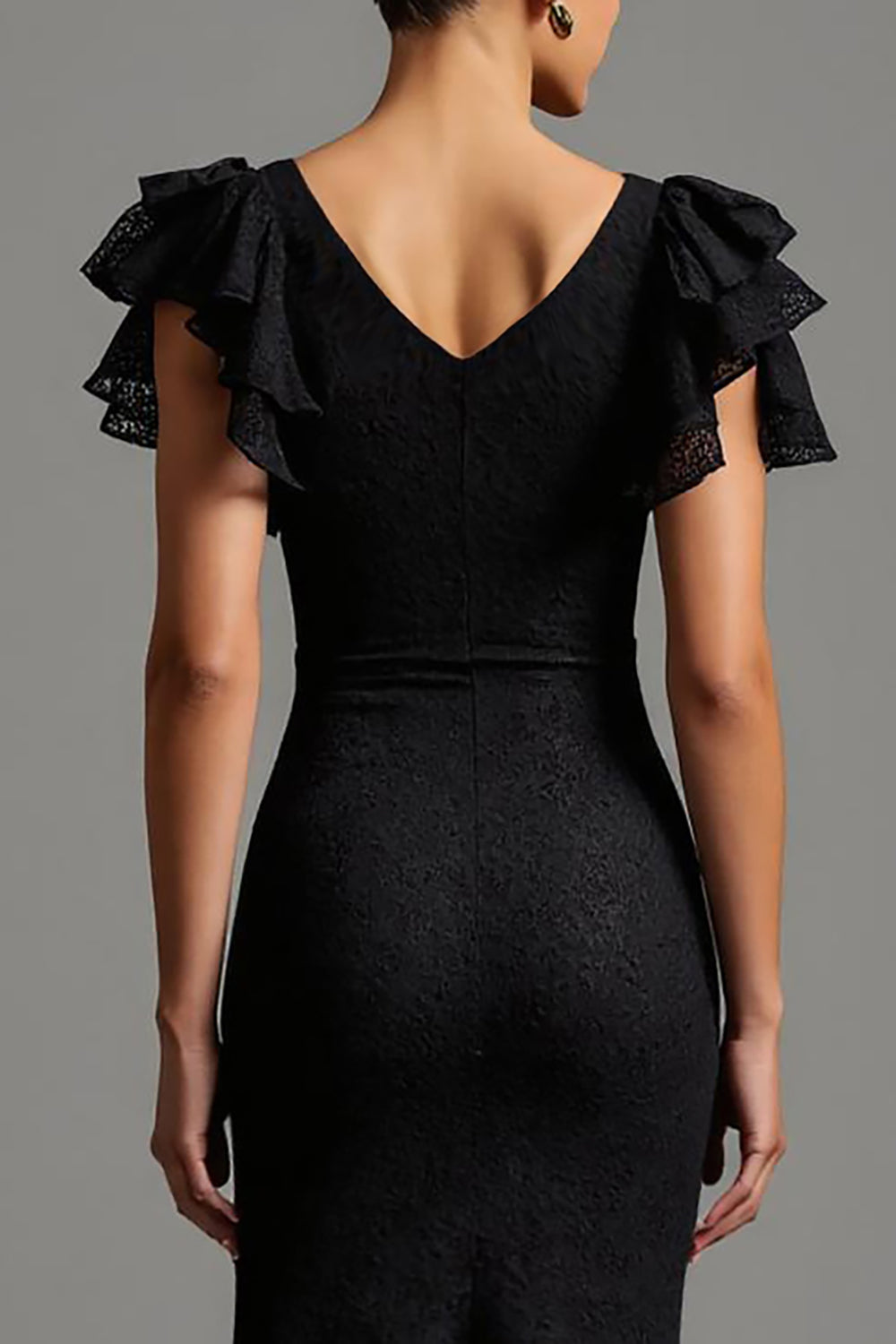 Robe longue formelle à col bateau en dentelle sirène noire avec volants