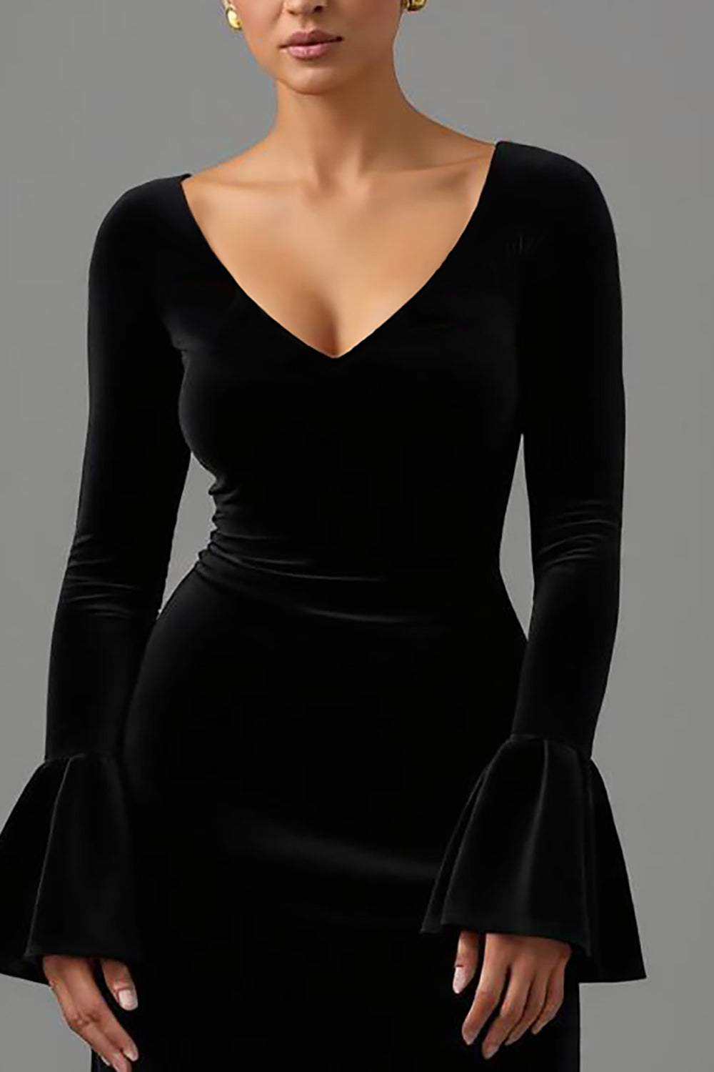 Robe longue formelle à manches longues en velours fourreau noir à col en V