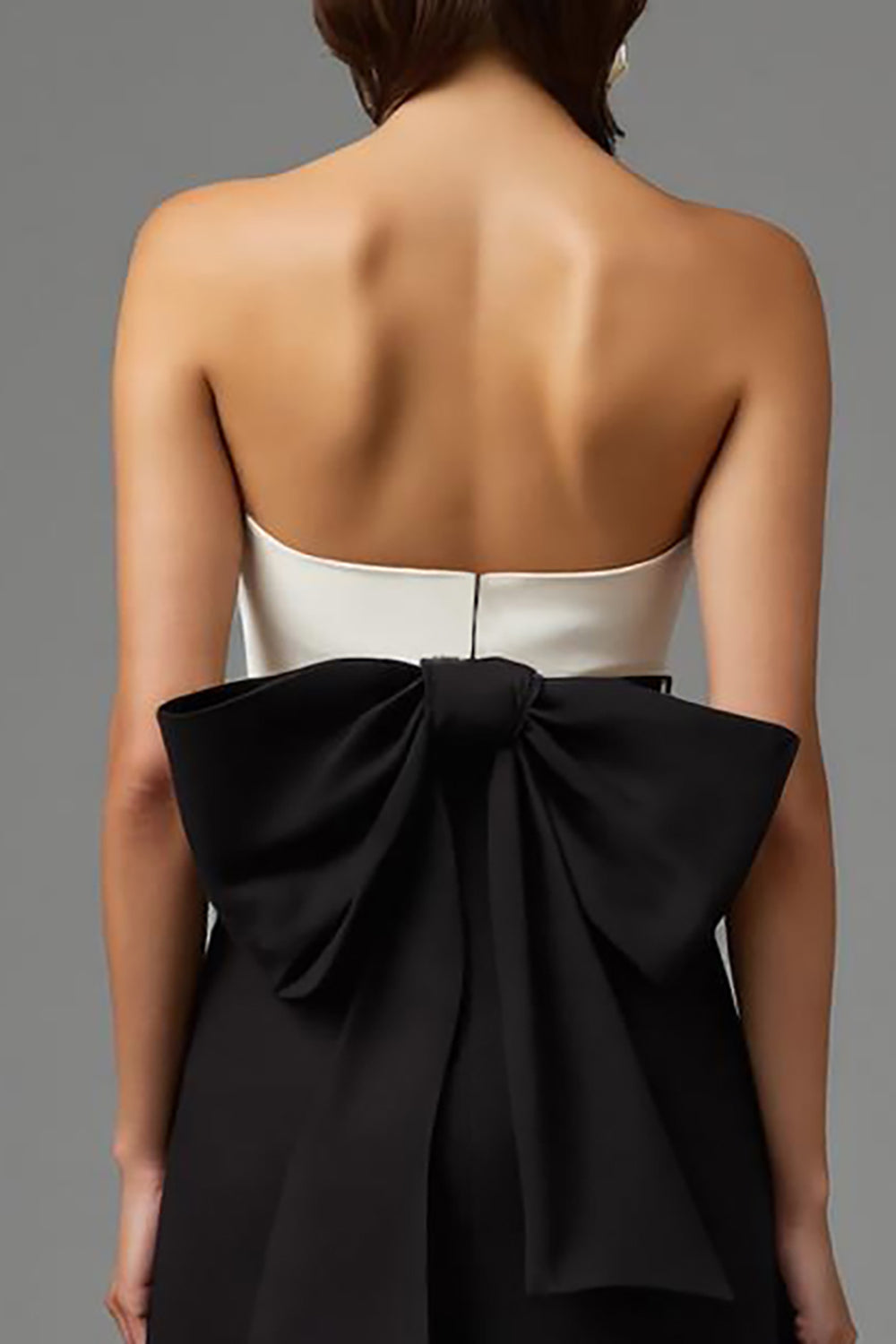 Noir A Line Satin Sans Bretelles Robe Longue Formulaire avec Noeud