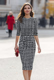 Robe de travail midi fourreau à carreaux noir et blanc