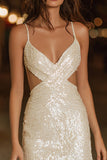 Robe de cocktail courte moulante ivoire scintillante à bretelles de cocktail découpées avec paillettes