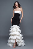 Robe longue formelle sans bretelles sirène noire et blanche avec volants
