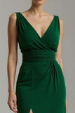 Robe longue formelle à col en V vert foncé avec fente
