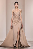 Robe de soirée longue froncée dos nu en satin champagne avec fente