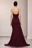 Robe de soirée longue sirène en satin bordeaux avec fente