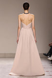 Robe de soirée longue dos nu en satin champagne avec perles