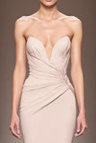 Robe de soirée longue sans bretelles en satin champagne