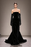 Robe de soirée longue sans bretelles en velours noire