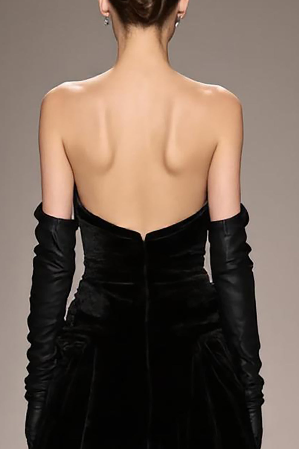 Robe de soirée longue sans bretelles en velours noire