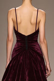 Robe longue de soirée en velours bordeaux à bretelles spaghetti
