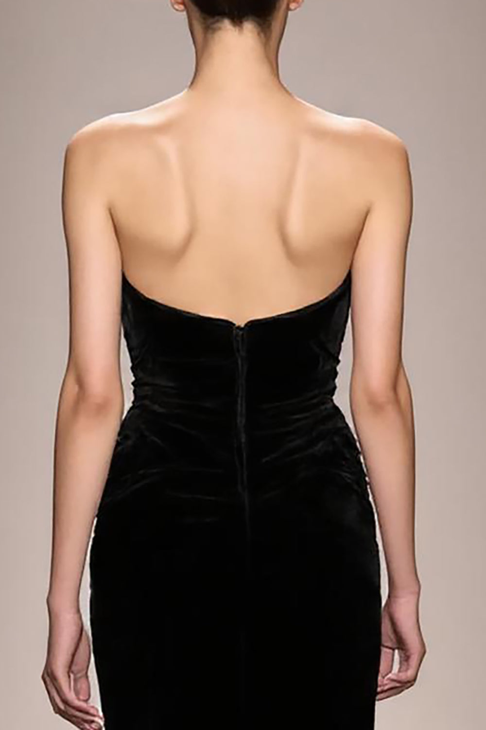 Robe de soirée longue sans bretelles en velours sirène noire