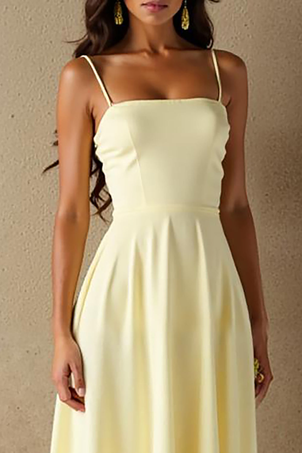 Robe de soirée à bretelles spaghetti en coton jonquille