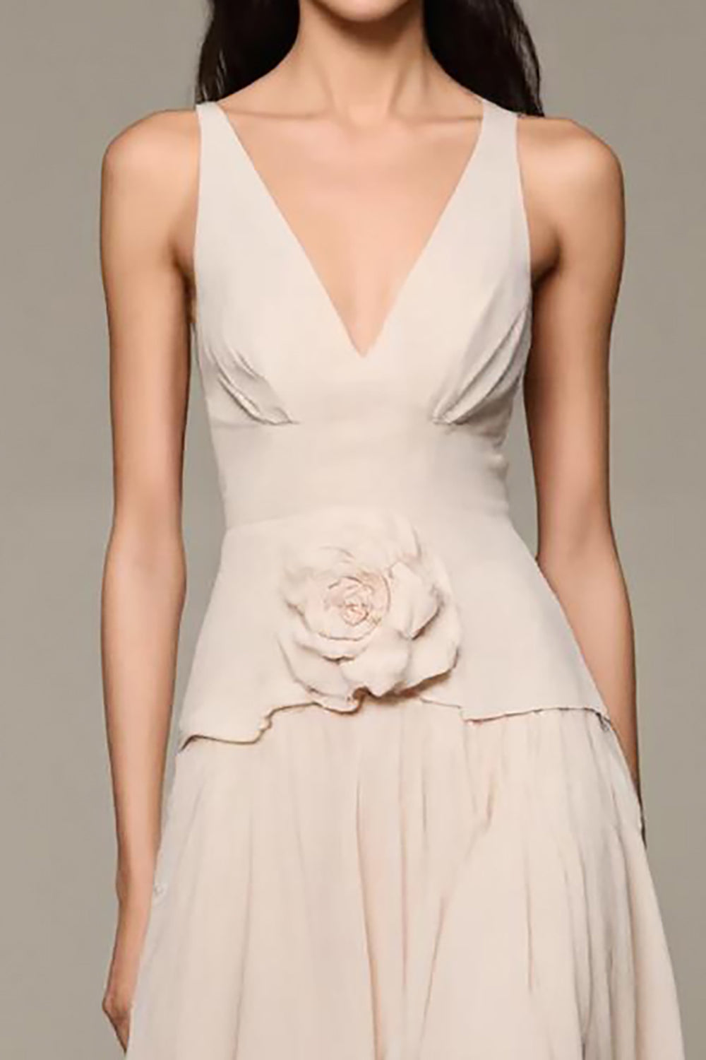 Robe de soirée longue trapèze à col en V abricot avec fleurs 3D