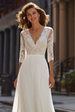 Ivoire une ligne à col en V Sweep Train robe de mariée avec dentelle