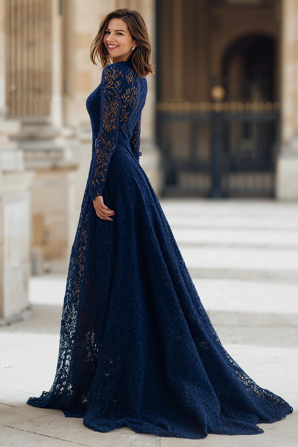 Robe longue mère de la mariée en dentelle à col haut marine avec manches