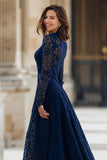 Robe longue mère de la mariée en dentelle à col haut marine avec manches