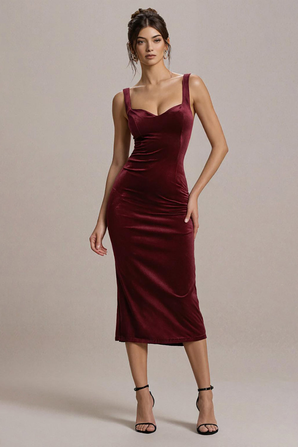 Robe formelle mi-longue moulante en velours bordeaux