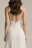 Robe de bal longue simple en satin ivoire à col en V