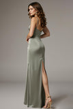Dusty Sage Satin Sirène Robe Longue Formulaire avec Fente