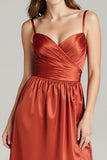 Burunt Orange Spaghetti Straps Robe longue formelle froncée avec fente