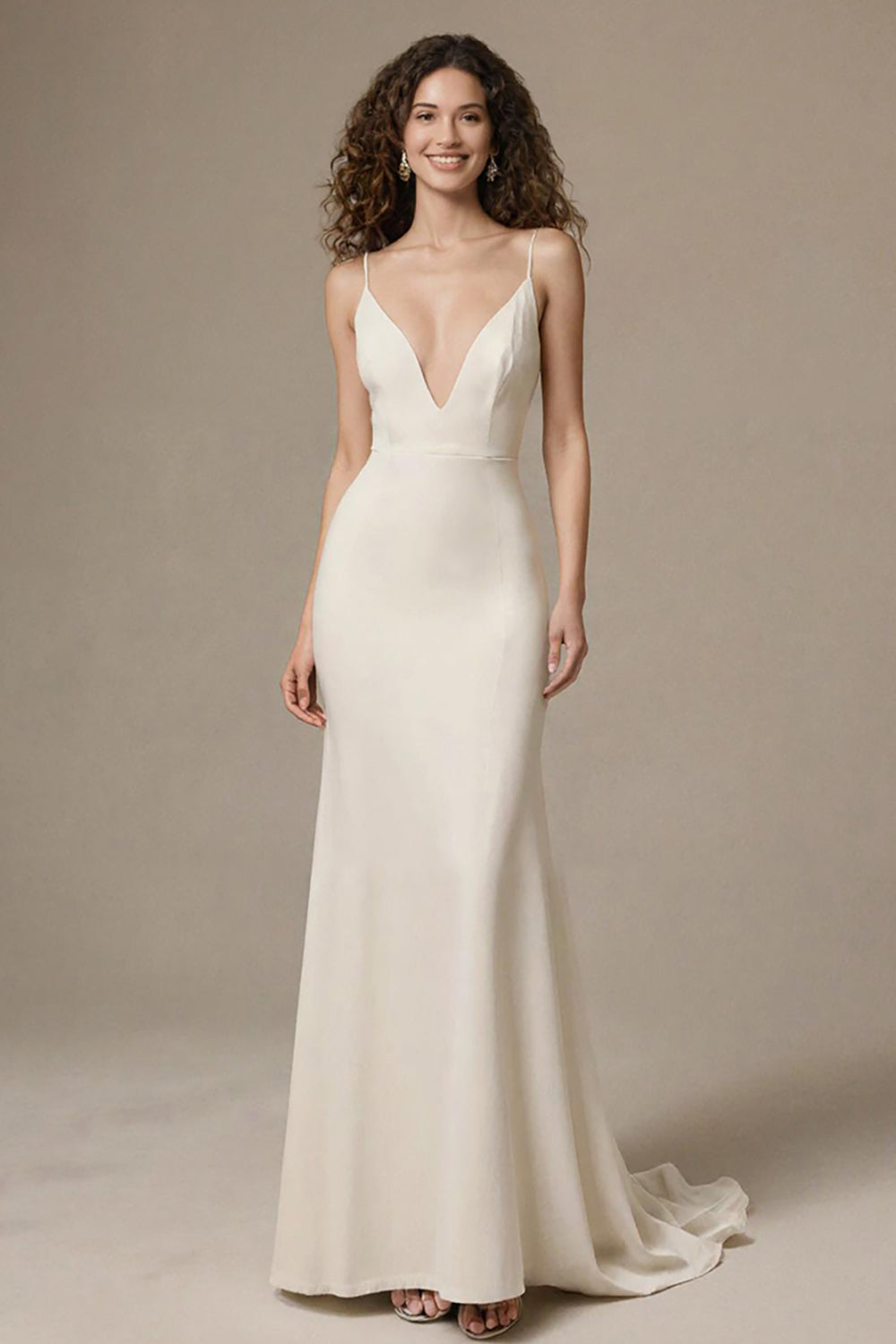 Robe longue formelle à bretelles spaghetti sirène ivoire