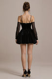Robe de cocktail courte à volants en velours noir à volants
