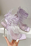 Sandales à talons aiguilles à lanières fuchsia scintillantes avec plume