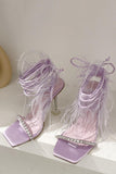 Sandales à talons aiguilles à lanières fuchsia scintillantes avec plume
