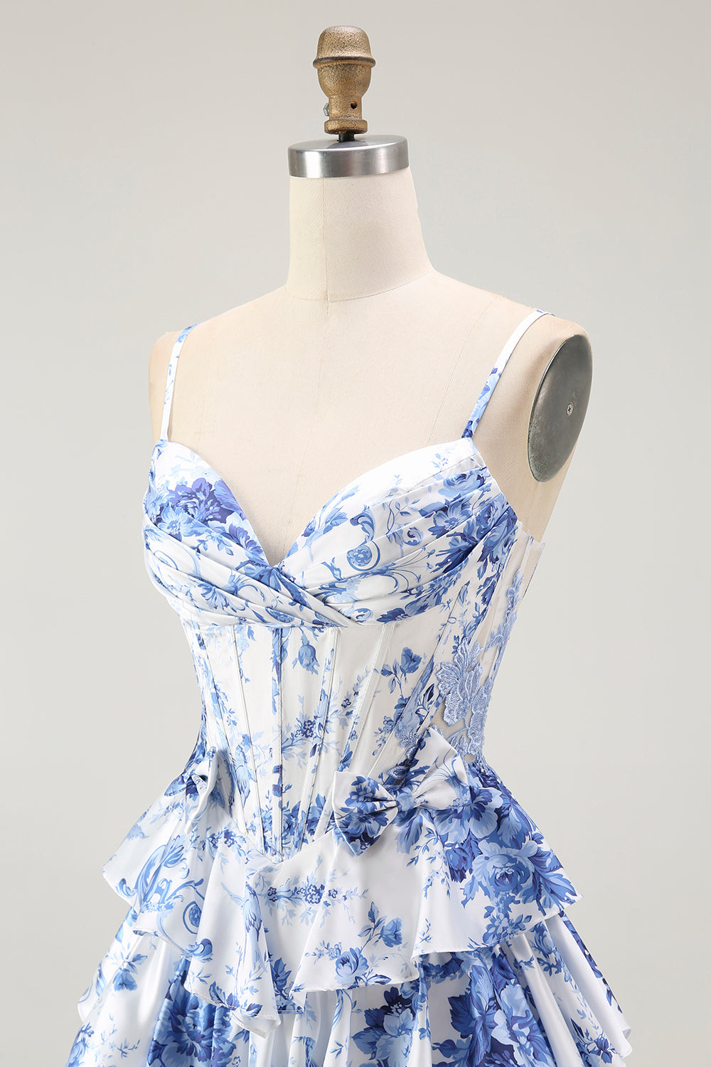 Corset floral blanc bleu Une Robe de soirée à plusieurs niveaux