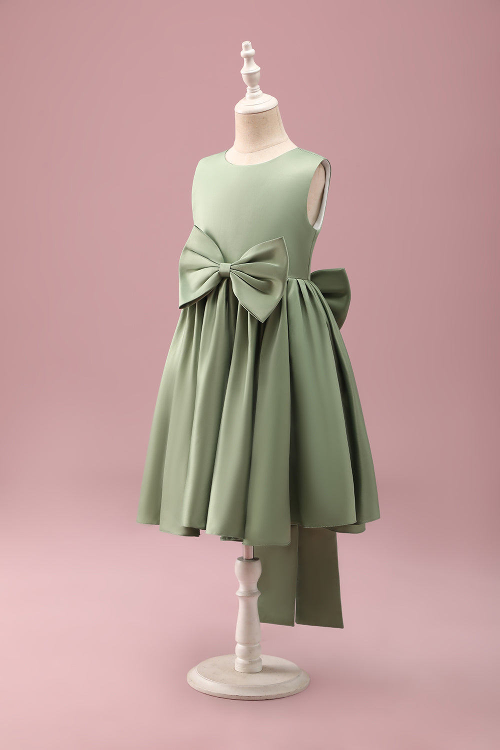 Robe de demoiselle d’honneur en satin à col rond gris vert A-ligne avec noeud