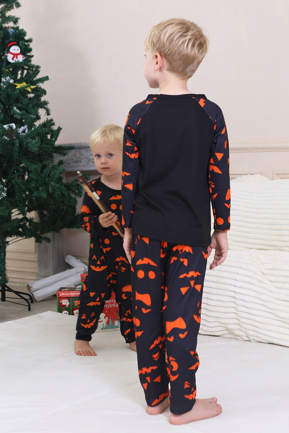 Pyjama d’Halloween familial à manches longues imprimé bleu marine