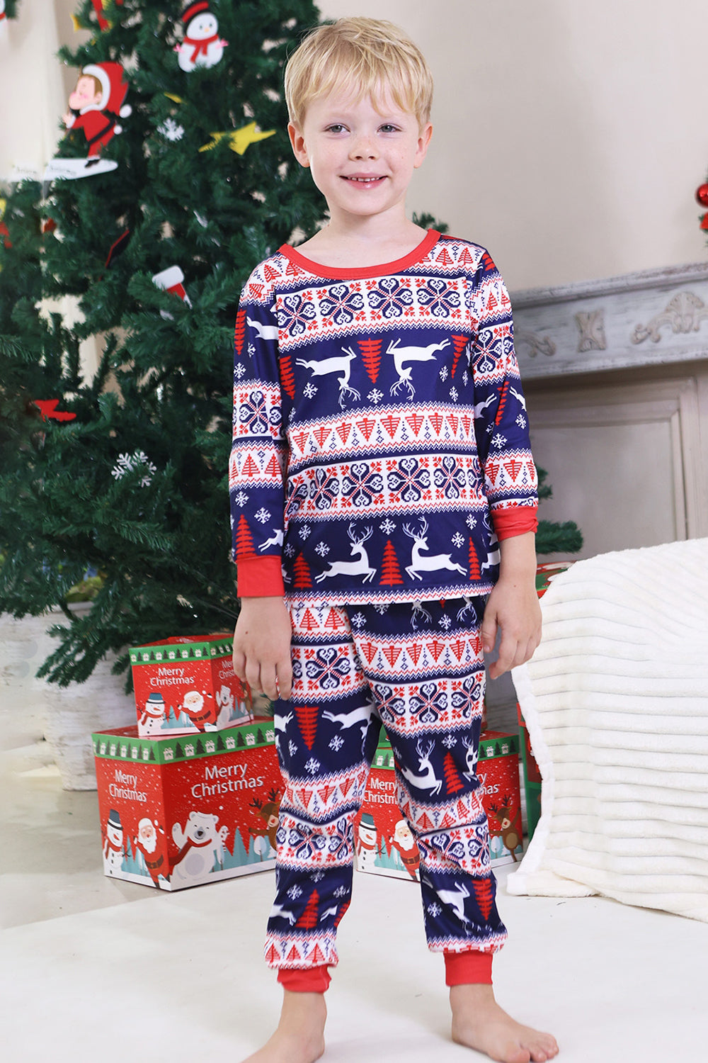 Pyjama de Noël familial à imprimé d’hiver rouge
