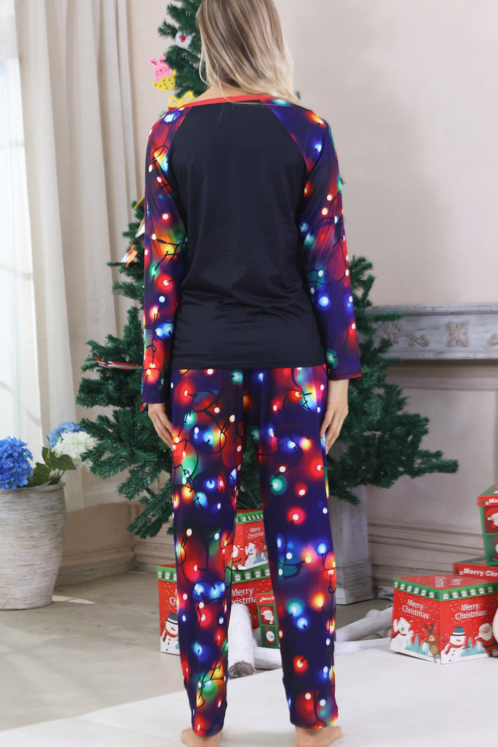 Lumières bleu marine arbre imprimé famille ensembles de pyjamas de Noël assortis