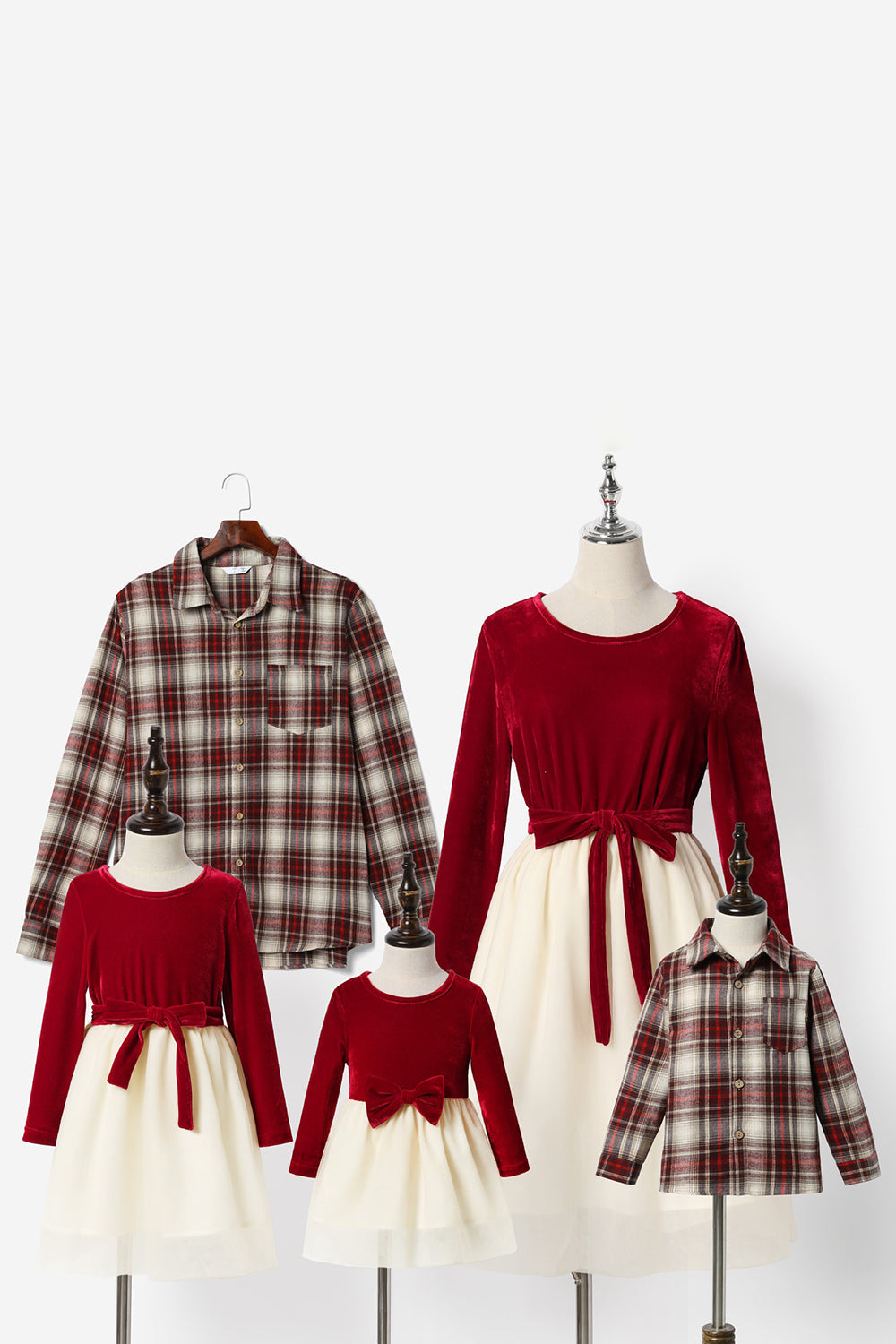 Robe de famille à carreaux rouges à manches longues