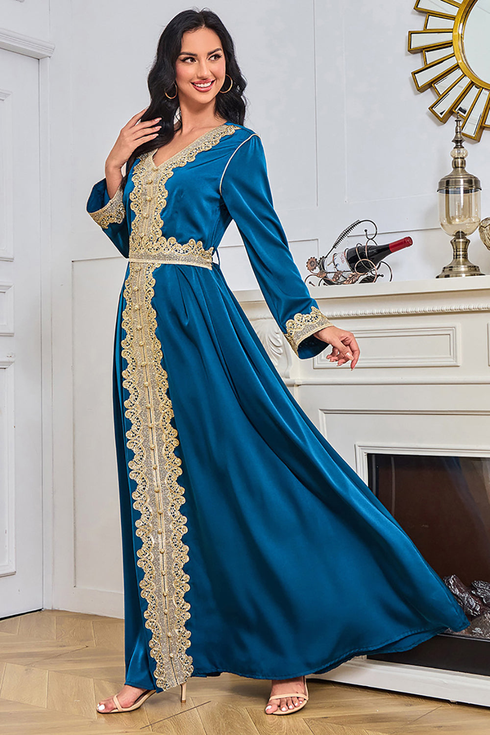 Bleu manches longues Caftan Marocain avec appliques