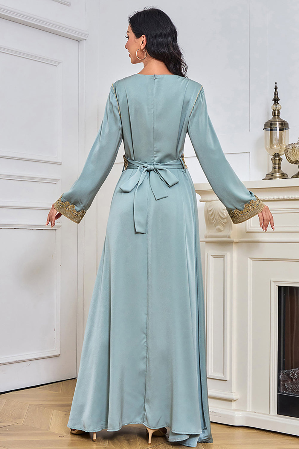 Bleu manches longues Caftan Marocain avec appliques