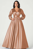 Robe de mère de mariée en satin gris bleu col V à manches longues