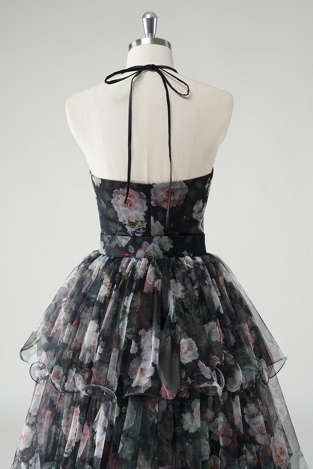 Robe d’invitée de mariage florale dos nu noir à plusieurs niveaux avec ourlet amovible