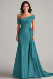 Robe longue formelle plissée à une épaule fourreau champagne