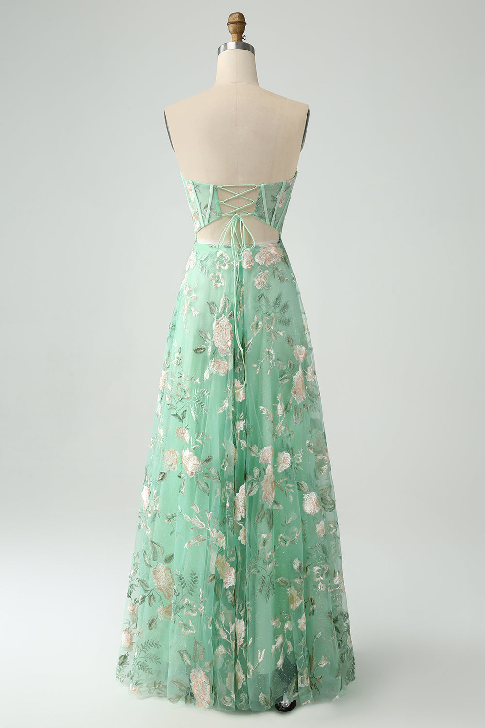 Robe de soirée corset trapèze trapèze vert clair avec broderie