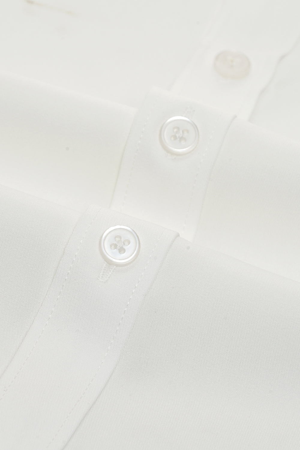 Chemise de costume à manches longues pour hommes blancs