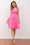 Robe de cocktail courte rose
