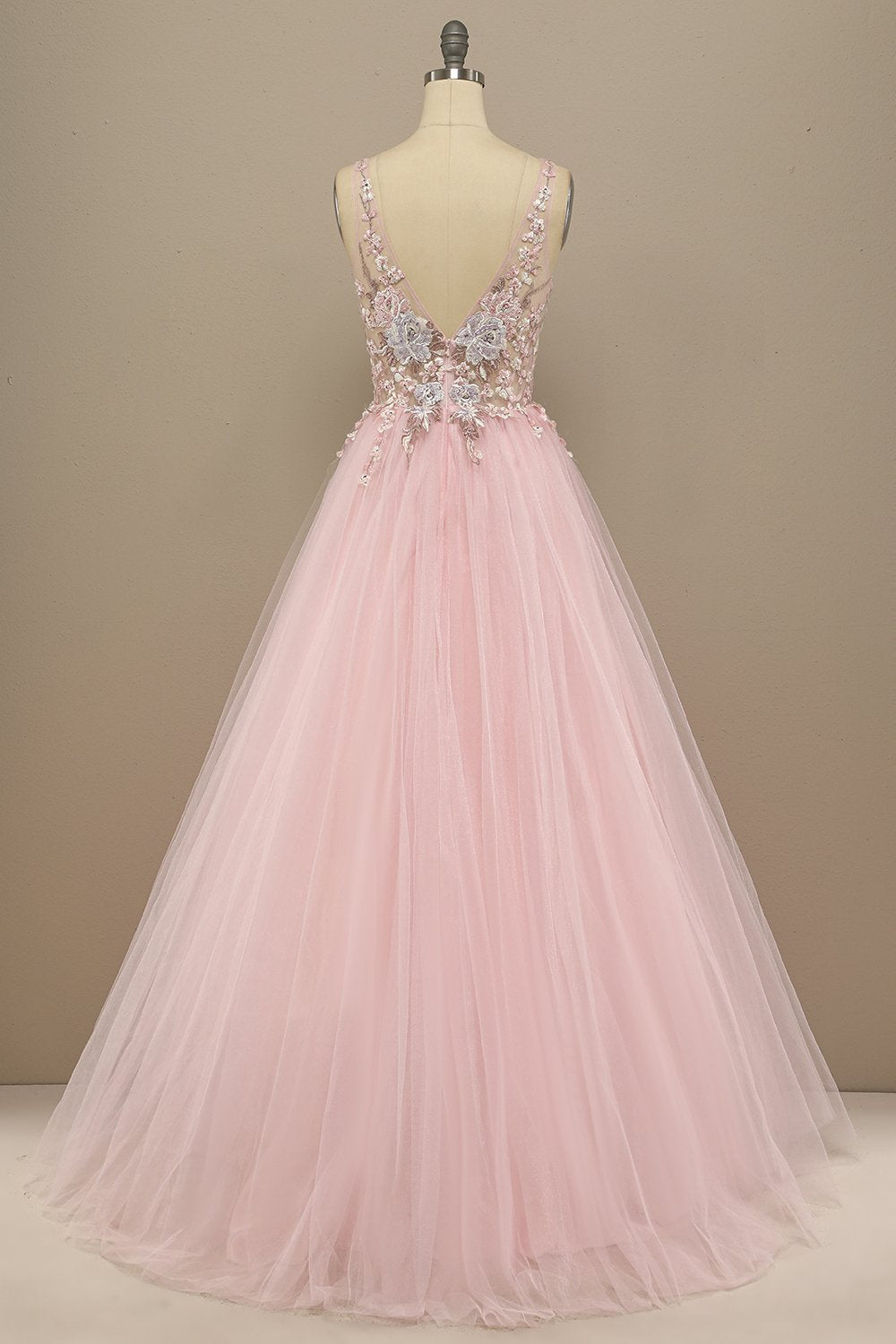 Robe de bal avec appliques