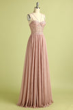 Robe de bal rose à bretelles