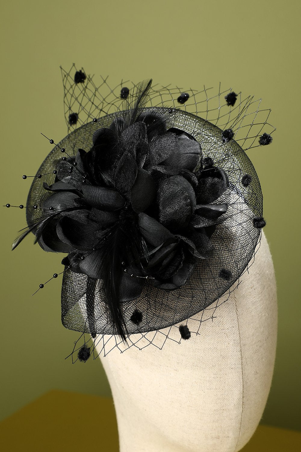 Bandeau Année 1920  Rétro en Tulle avec Perles Plumes noire