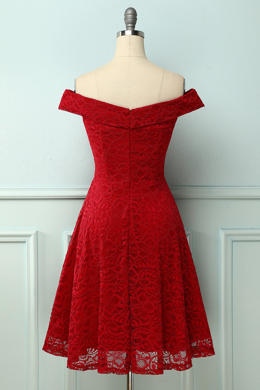Robe Rouge en Dentelle sans Manches